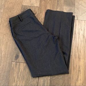 3/$25 NWOT Atelier Luxe Dress Slacks Gray Pinstripe 10